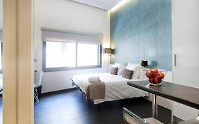 Barcelona Fifteen Central Aparthotel